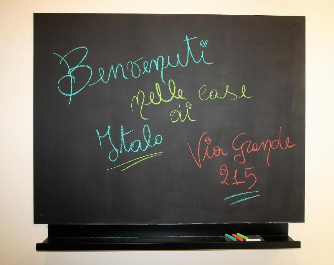 リヴォルノLe Case Di Italo - Via Grande 215アパートメント エクステリア 写真